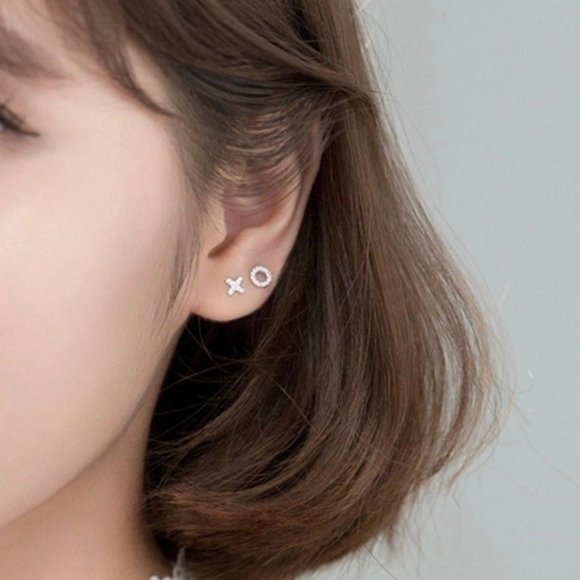 Letter X&O Asymmetry Studs Earrings w/CZ-ECZ016 - Picture 11 of 16